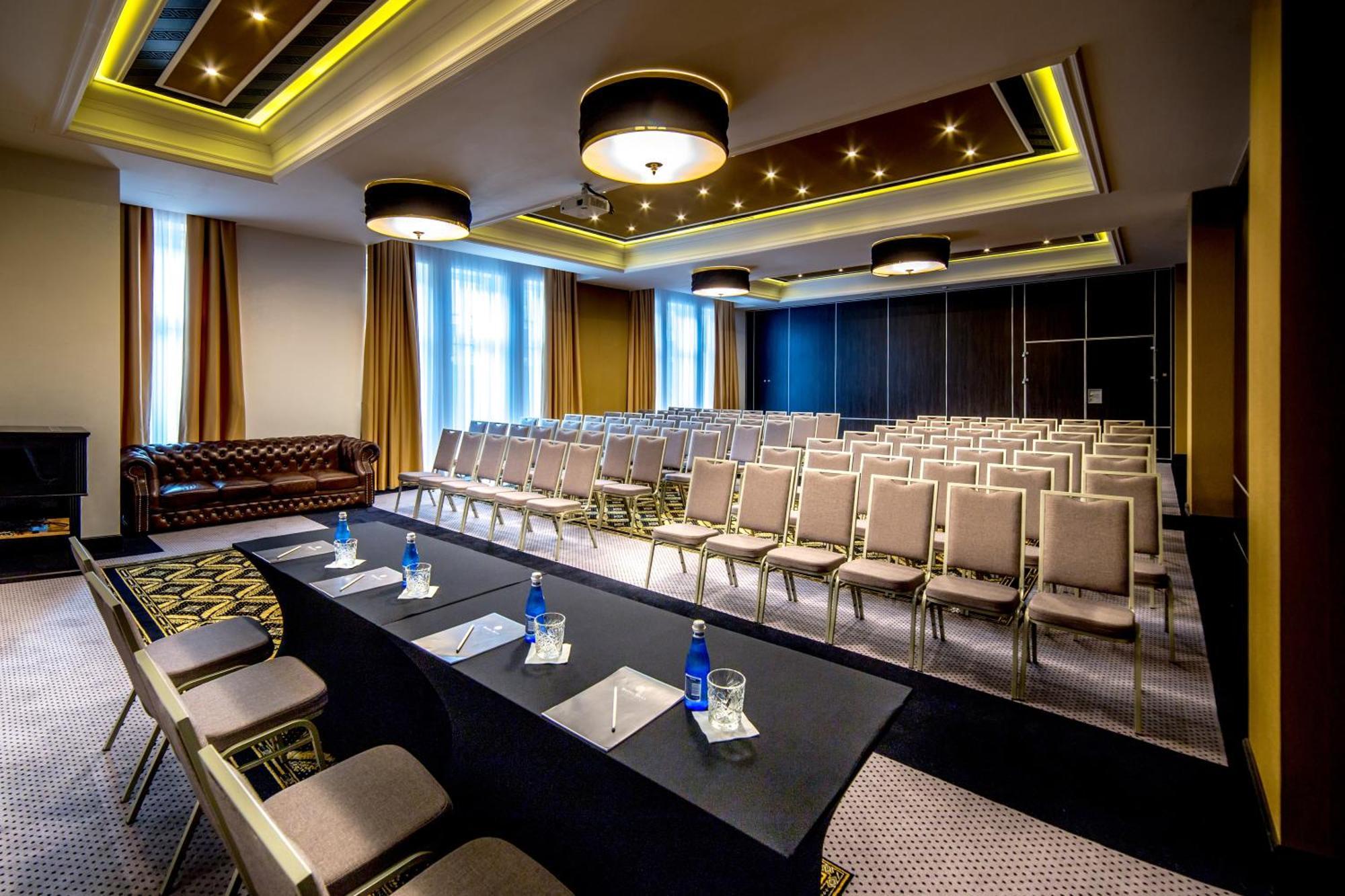 Hotel Dana Business & Conference Στσέτσιν Εξωτερικό φωτογραφία
