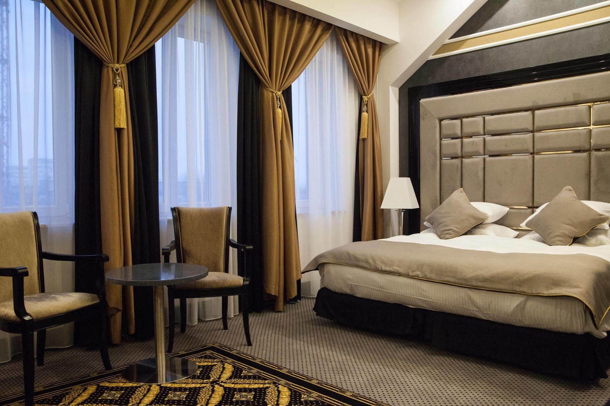 Hotel Dana Business & Conference Στσέτσιν Εξωτερικό φωτογραφία